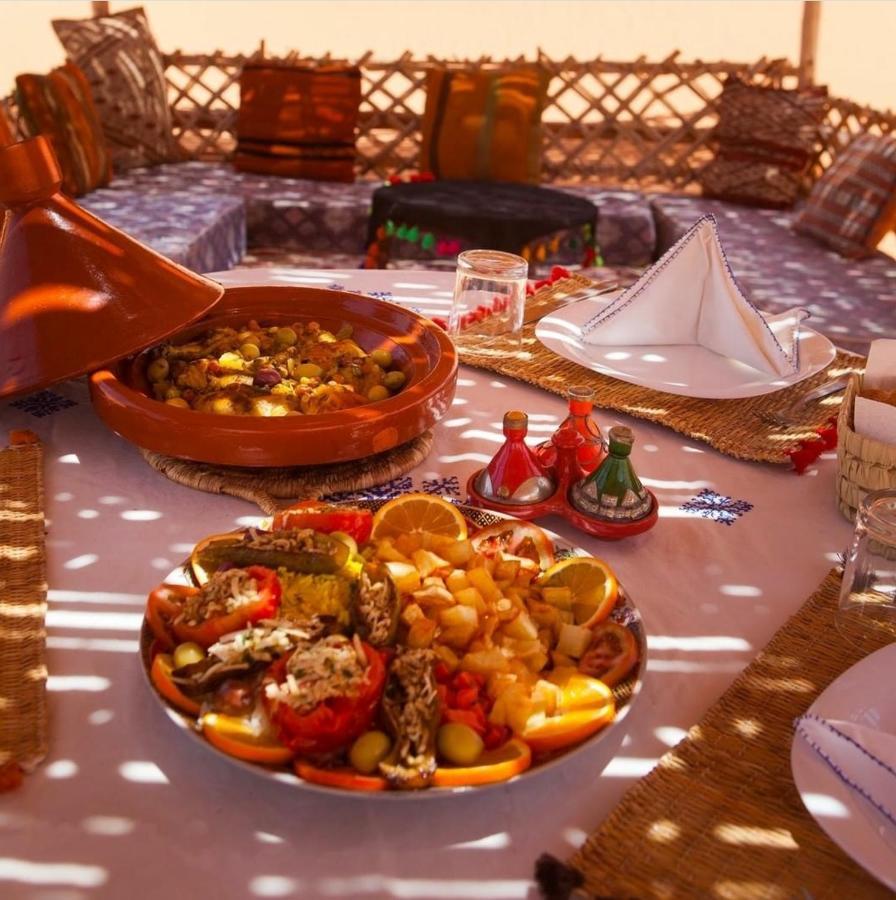 Sahara Luxury Tented Camp Мерзуга Экстерьер фото